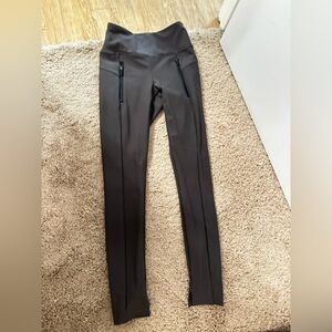 Athleta Charcoal Gray stellar tight pant  XXS